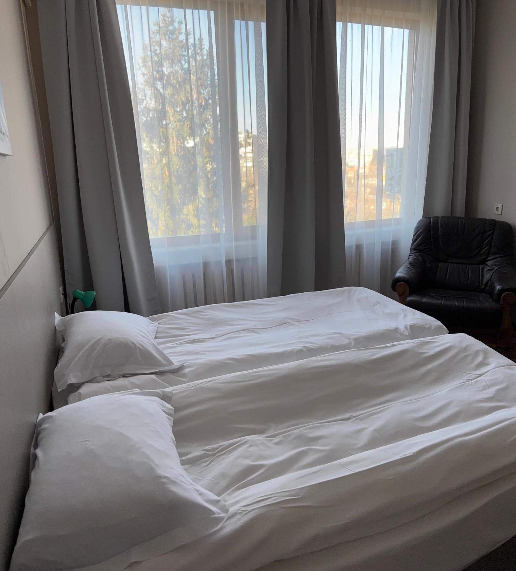 Apart Hotel Central Razgrad Ngoại thất bức ảnh